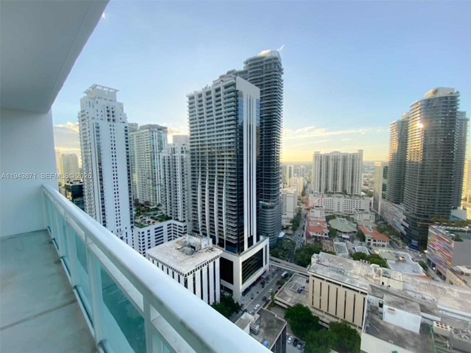 THE PLAZA 901 BRICKELL - Residential Lease