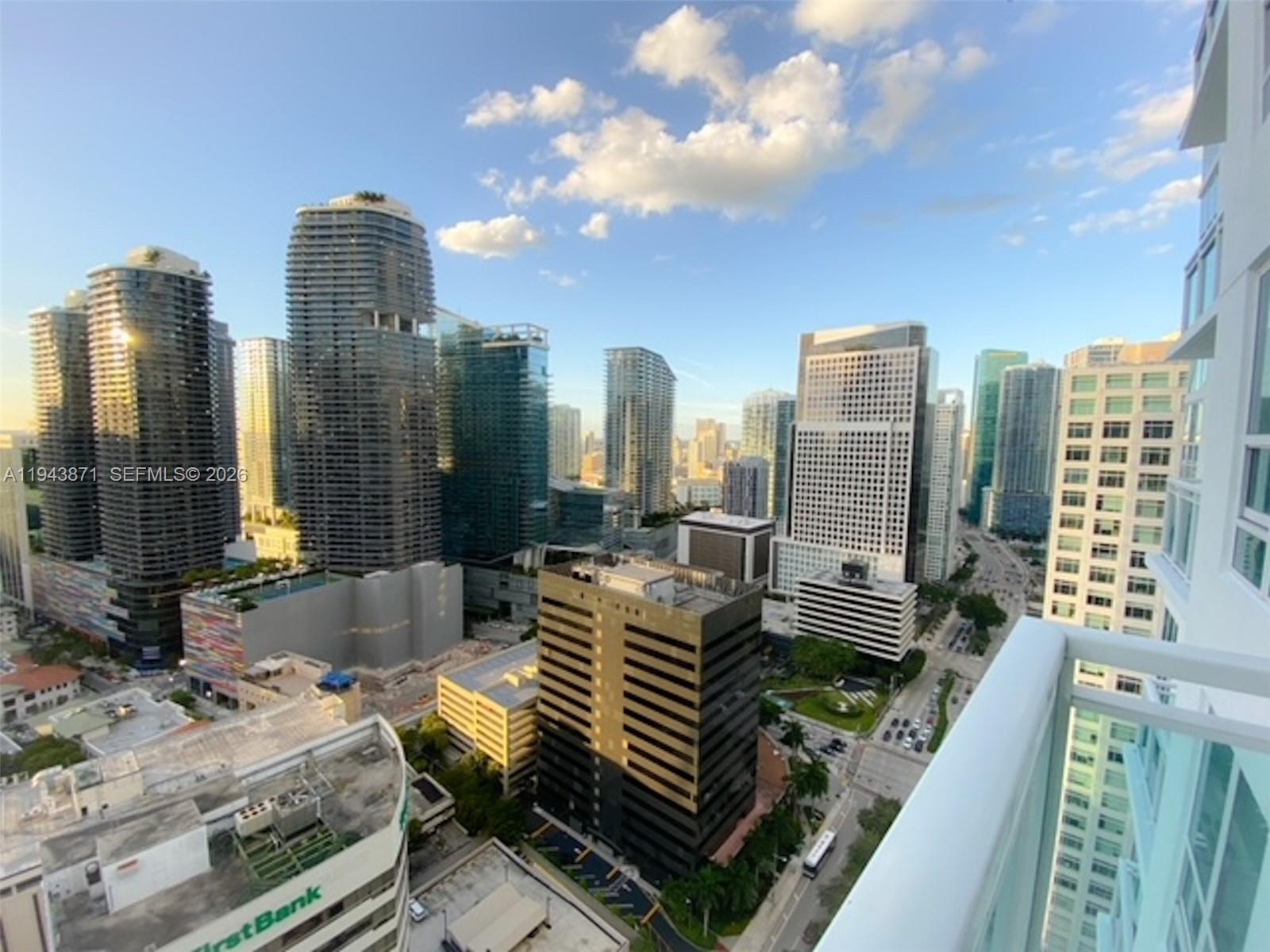 THE PLAZA 901 BRICKELL - Residential Lease