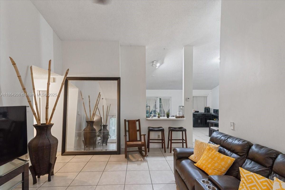 1600 SW 87th Ave