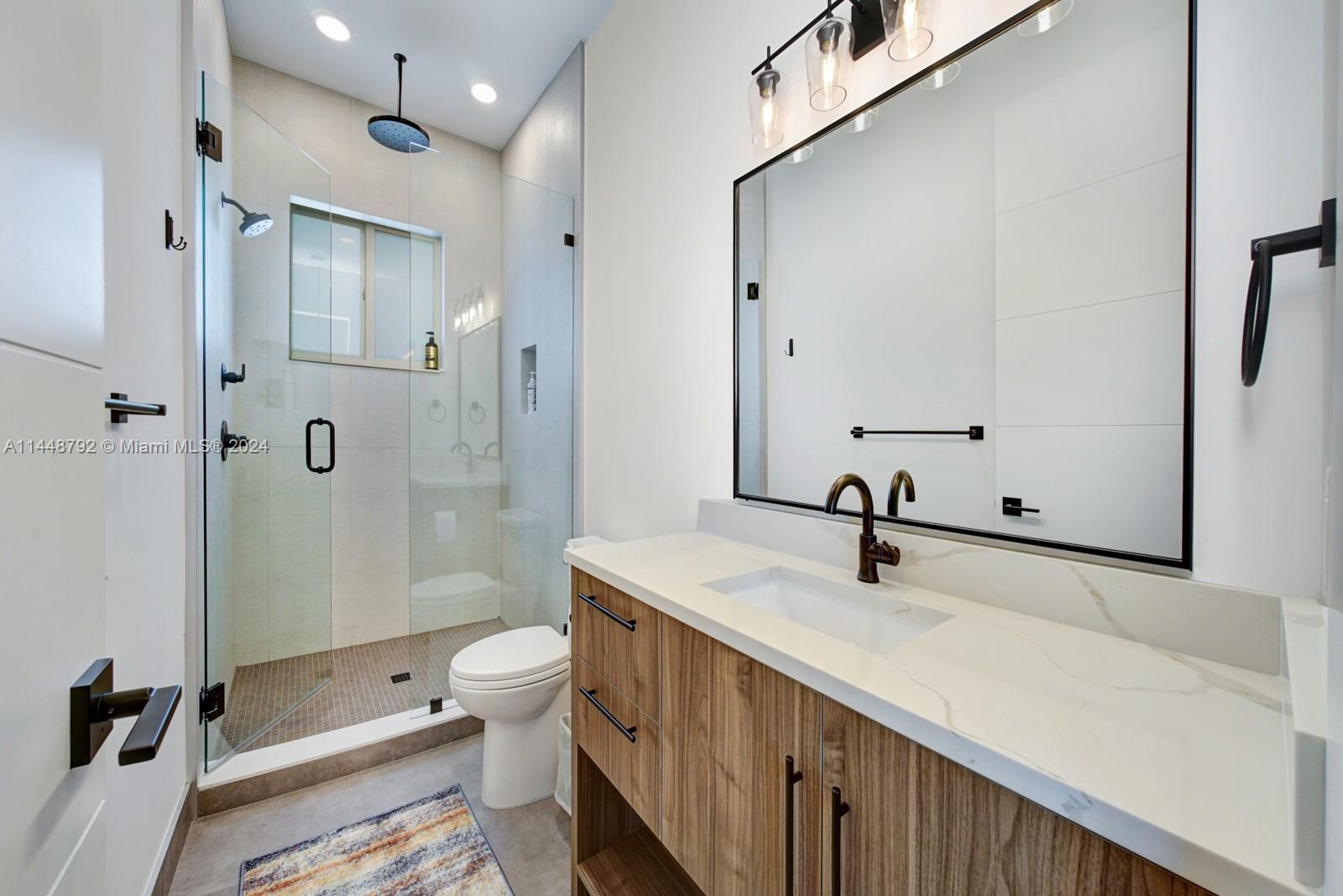 LAKE PLACID - Residential