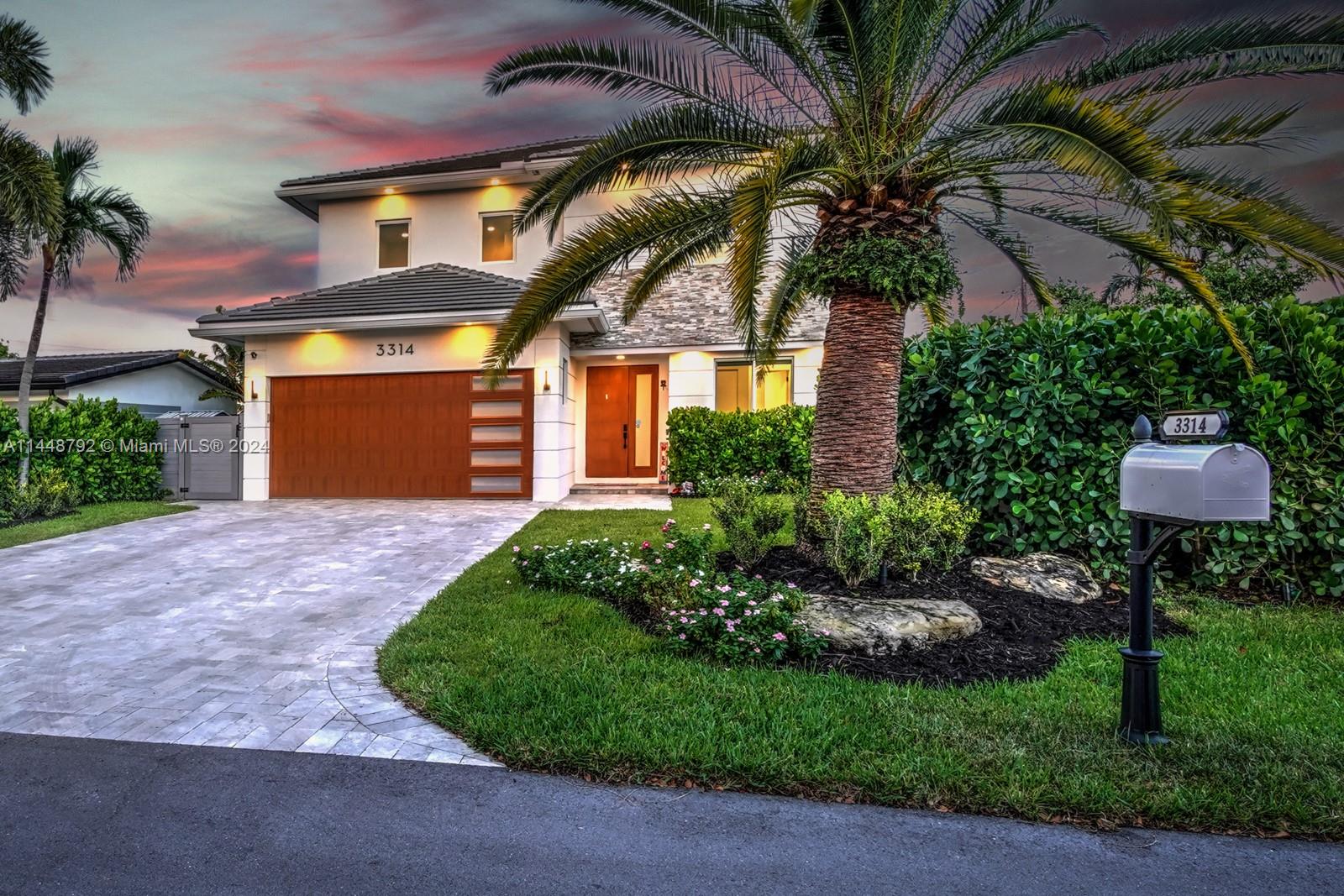 LAKE PLACID - Residential