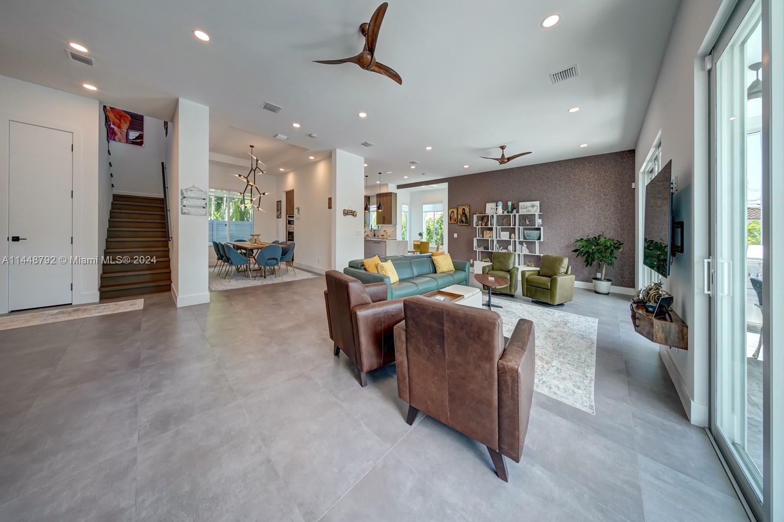 LAKE PLACID - Residential