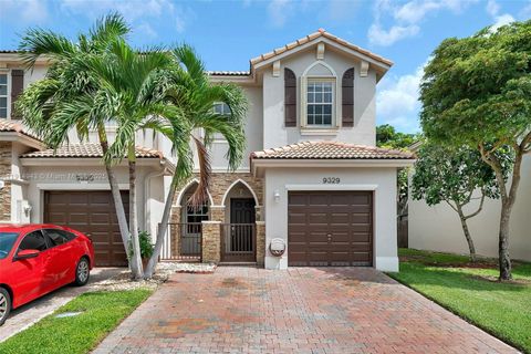 9329 SW 221st Way 9329 Cutler Bay FL 33190