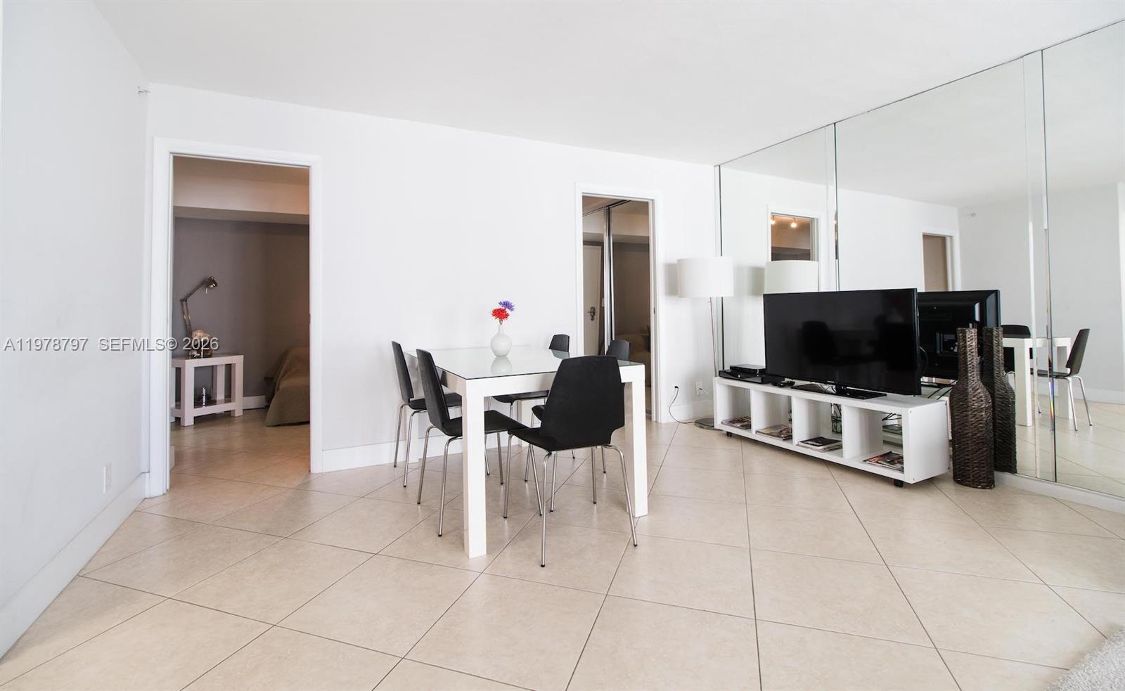 CARLISLE ON THE OCEAN CON - Residential Lease