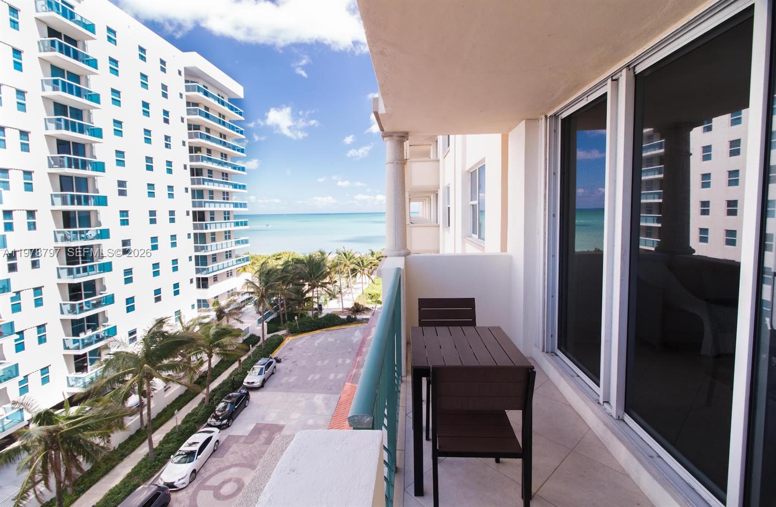 CARLISLE ON THE OCEAN CON - Residential Lease