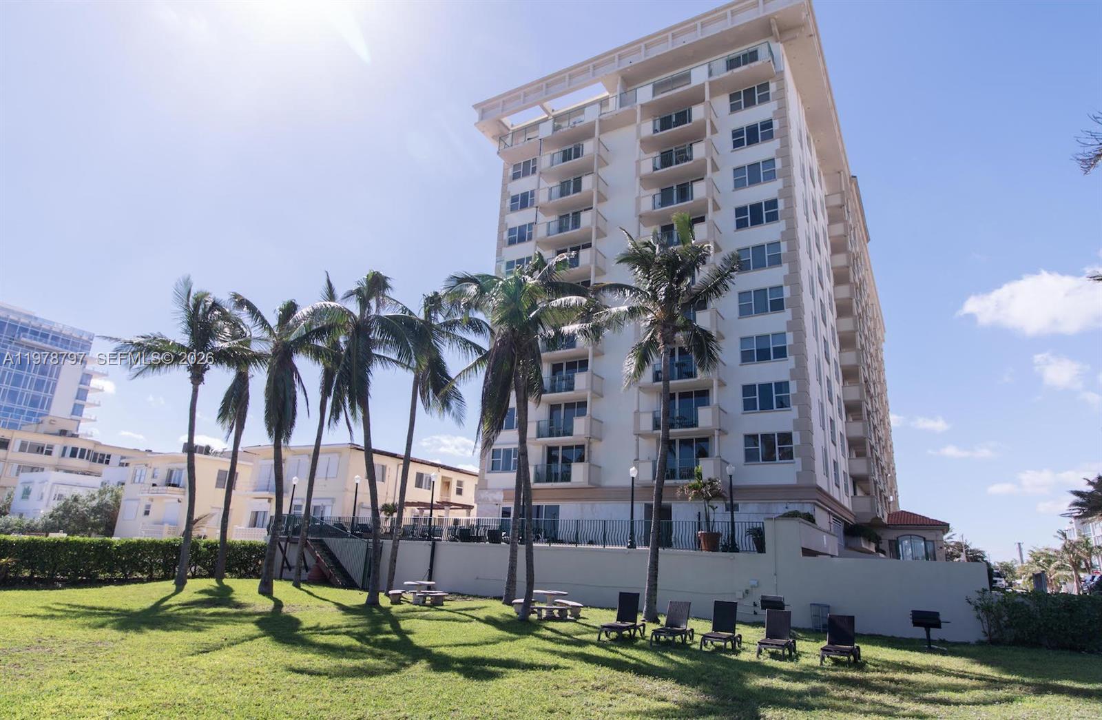 CARLISLE ON THE OCEAN CON - Residential Lease