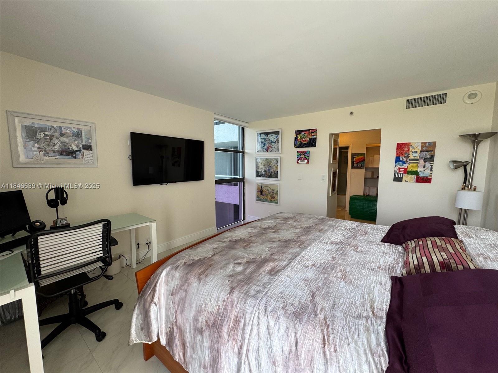 DELVISTA TOWERS CONDO - Residential