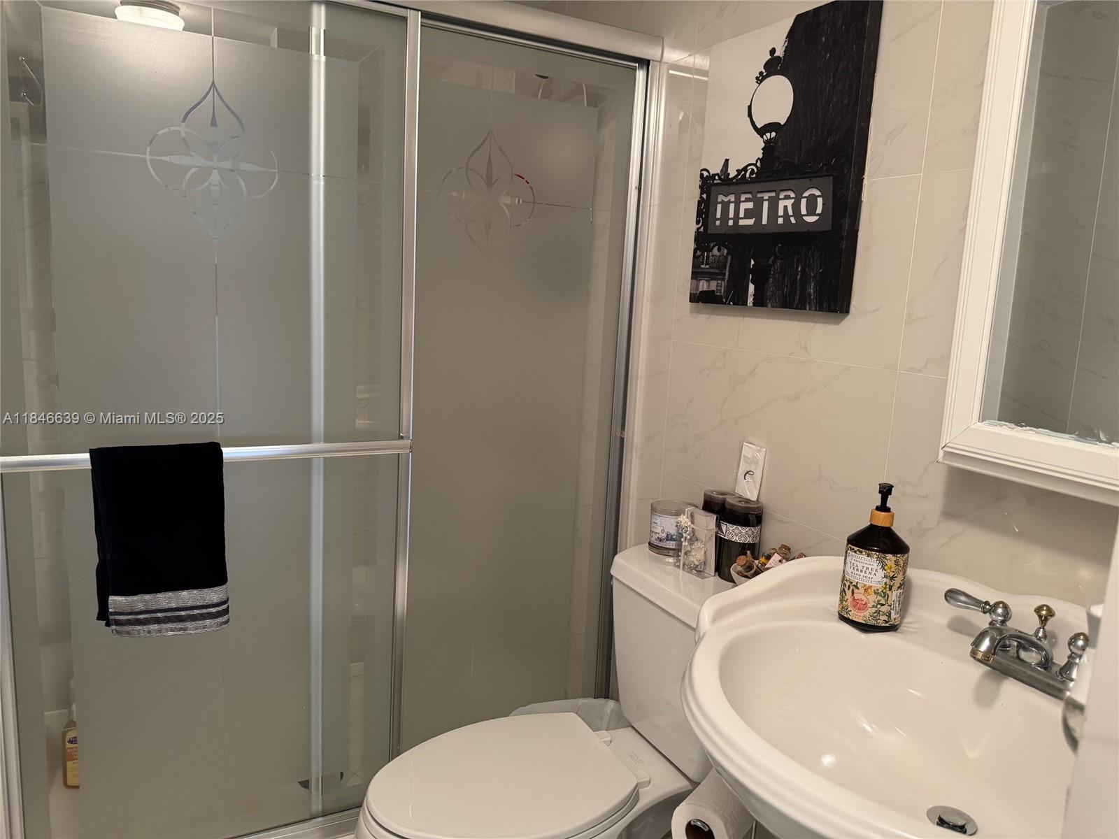 DELVISTA TOWERS CONDO - Residential