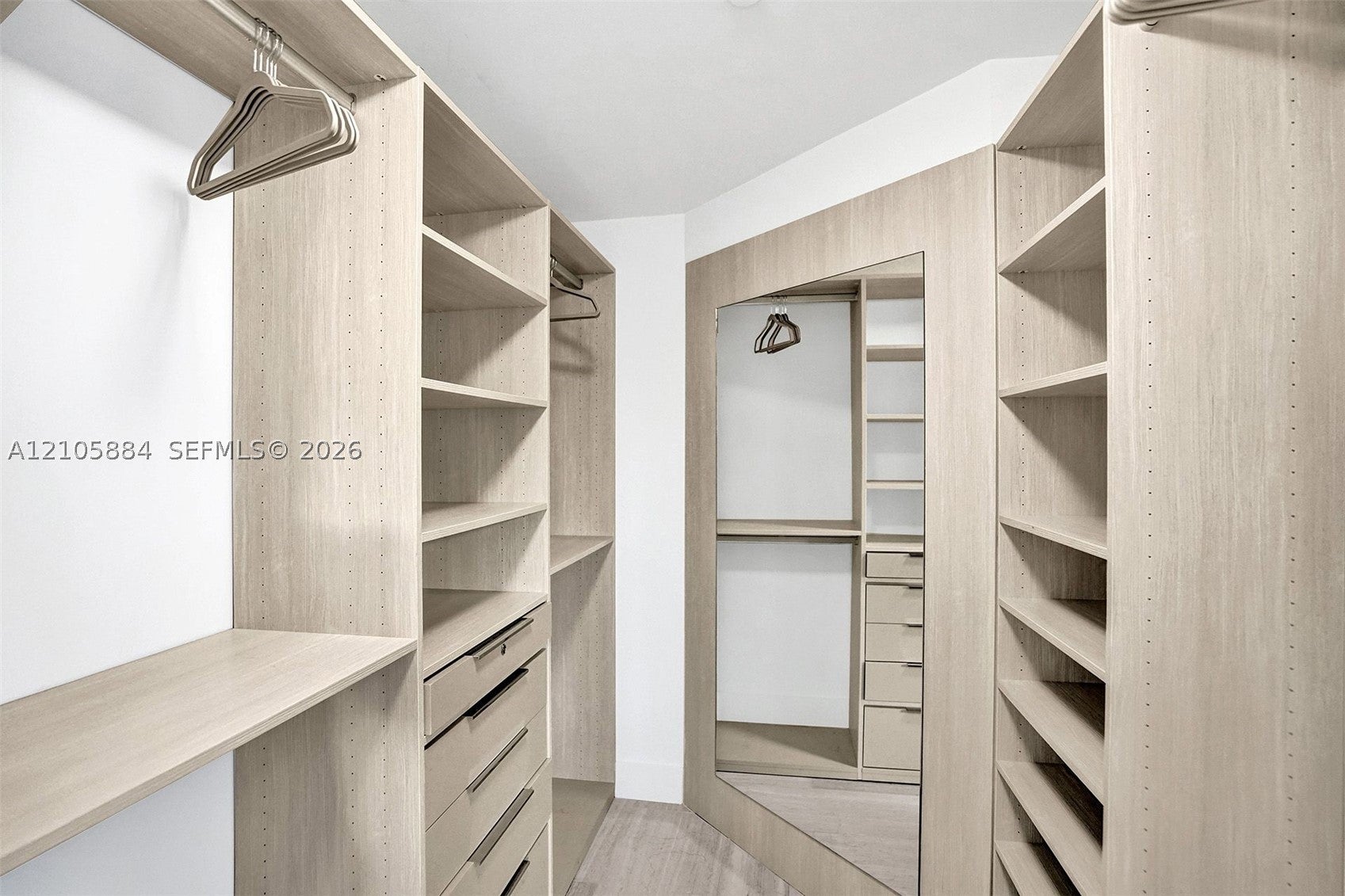 1300 Brickell Bay Dr 2702