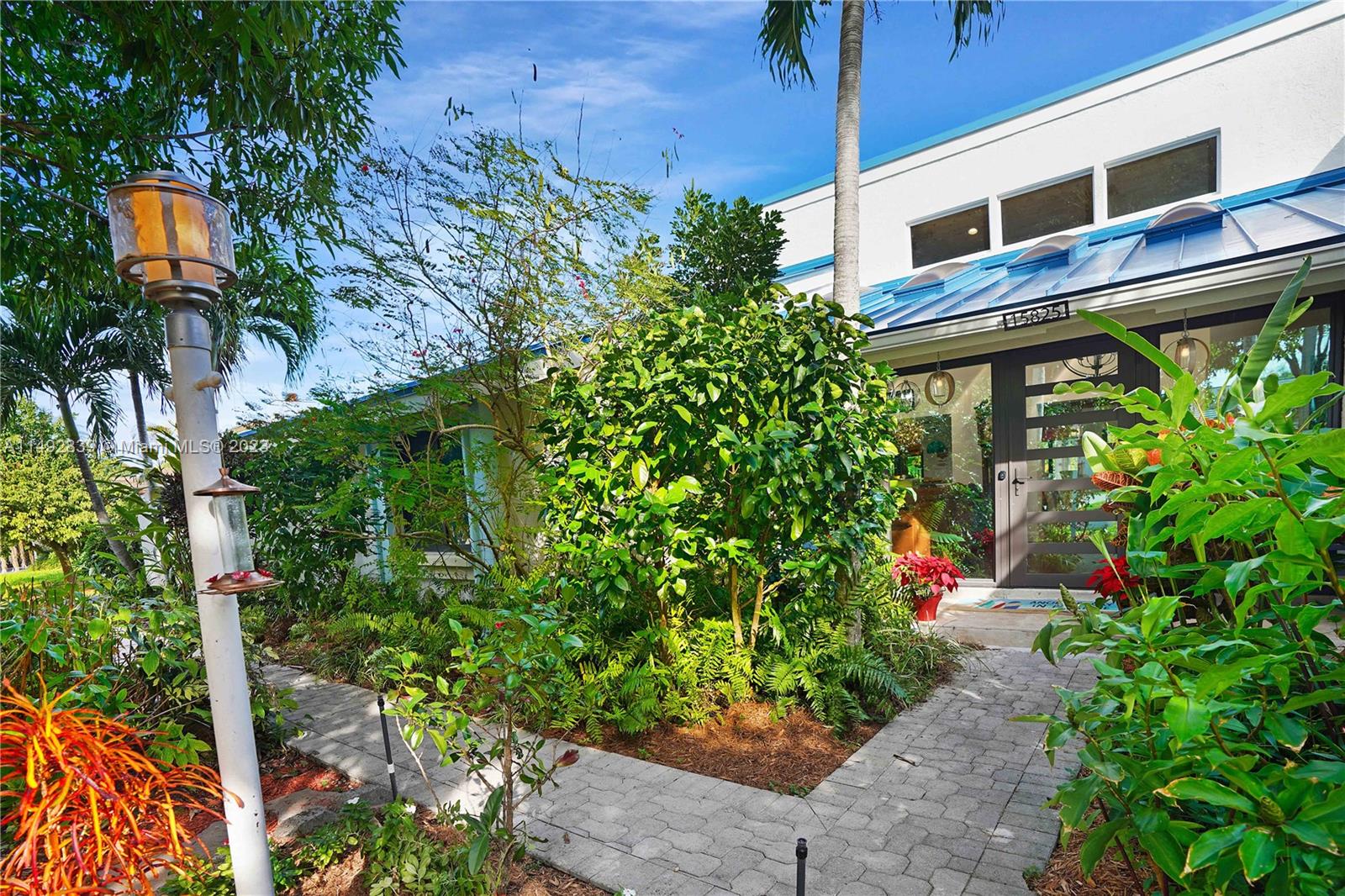 CLINTON GROVE ESTS - Residential
