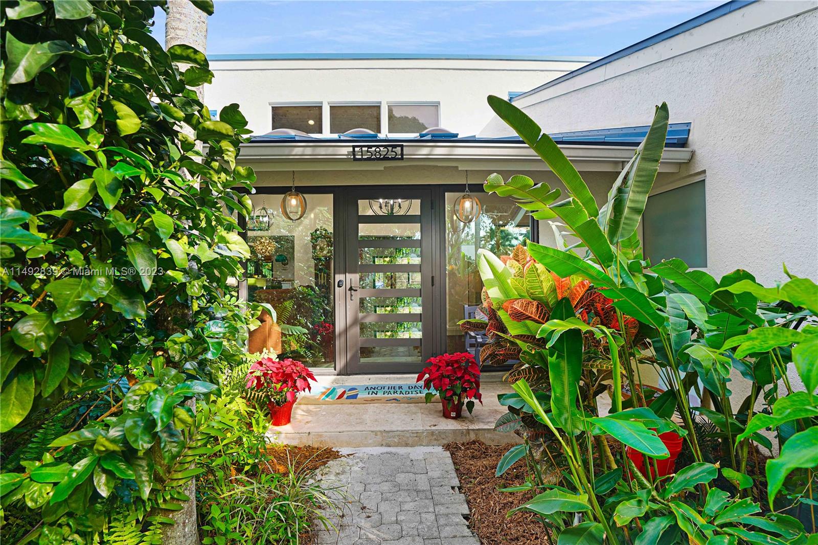 CLINTON GROVE ESTS - Residential