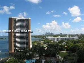 40 year recertification asessment paid in full! Panoramic views from spacious 2/2 w/wraparound balcony of biscayne bay, south beach, lush tropical Morningside historic district, downtown skyline, design district & Wynwood. Premier upper Eastside building, ultra gym w/ steam & sauna, large pool w/hot tub, new bbq pavillion 2 tennis courts & pickelball/basketball, front gate & front desk manned security, 2 spaces assigned gated covered pkg w/valet, Concierge, convenience store/Cafe, Club bar, deep water Marina, lush 10 acre grounds, additional parking, office space in bldg. Updated kitchen & Baths, ceramic tile, 2 zone AC. Walk to Mimo historic district dining, entertainment & shopping, 5 min to Design district & Wynwood, 10 min to downtown & Airport! Come see what Palm Bay life can be!