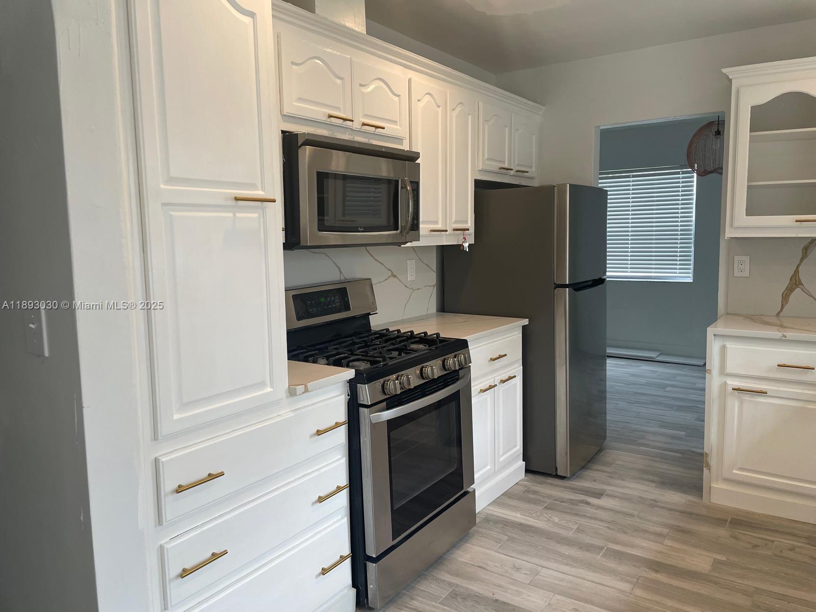 FAIRWAY ESTATES SEC 7 - Residential Lease