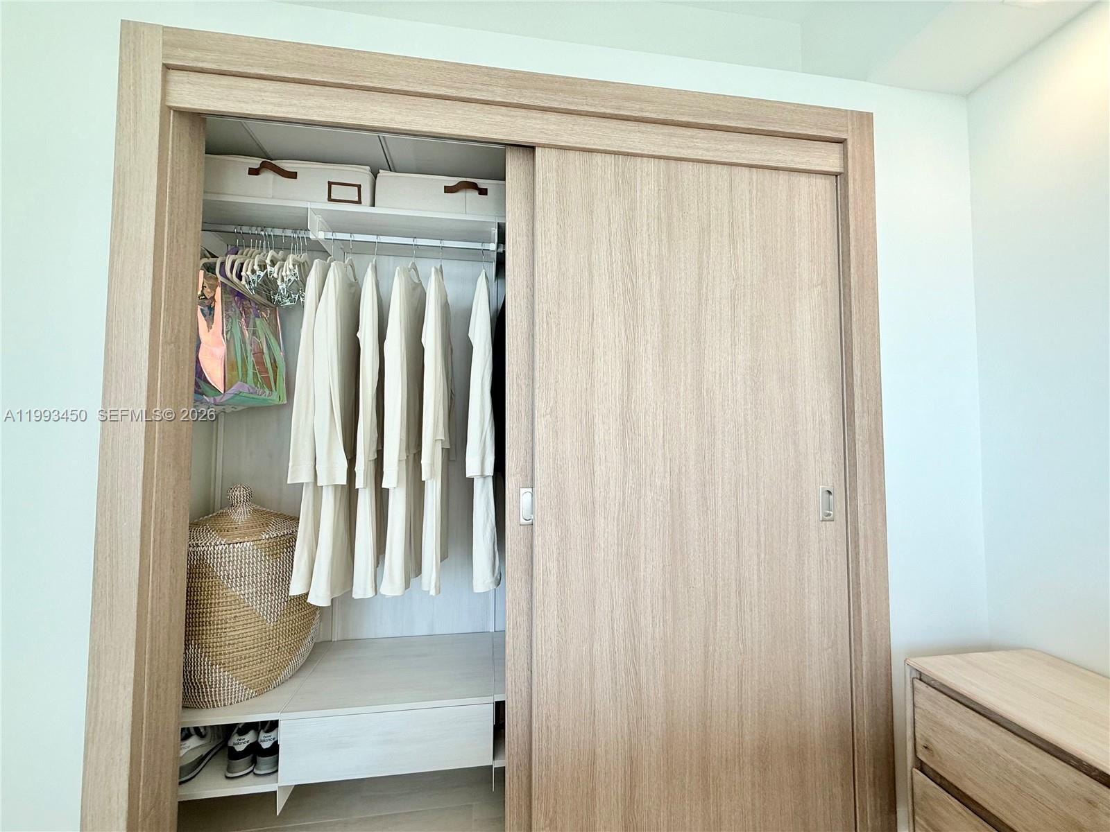 ICON BRICKELL NO TWO - Residential