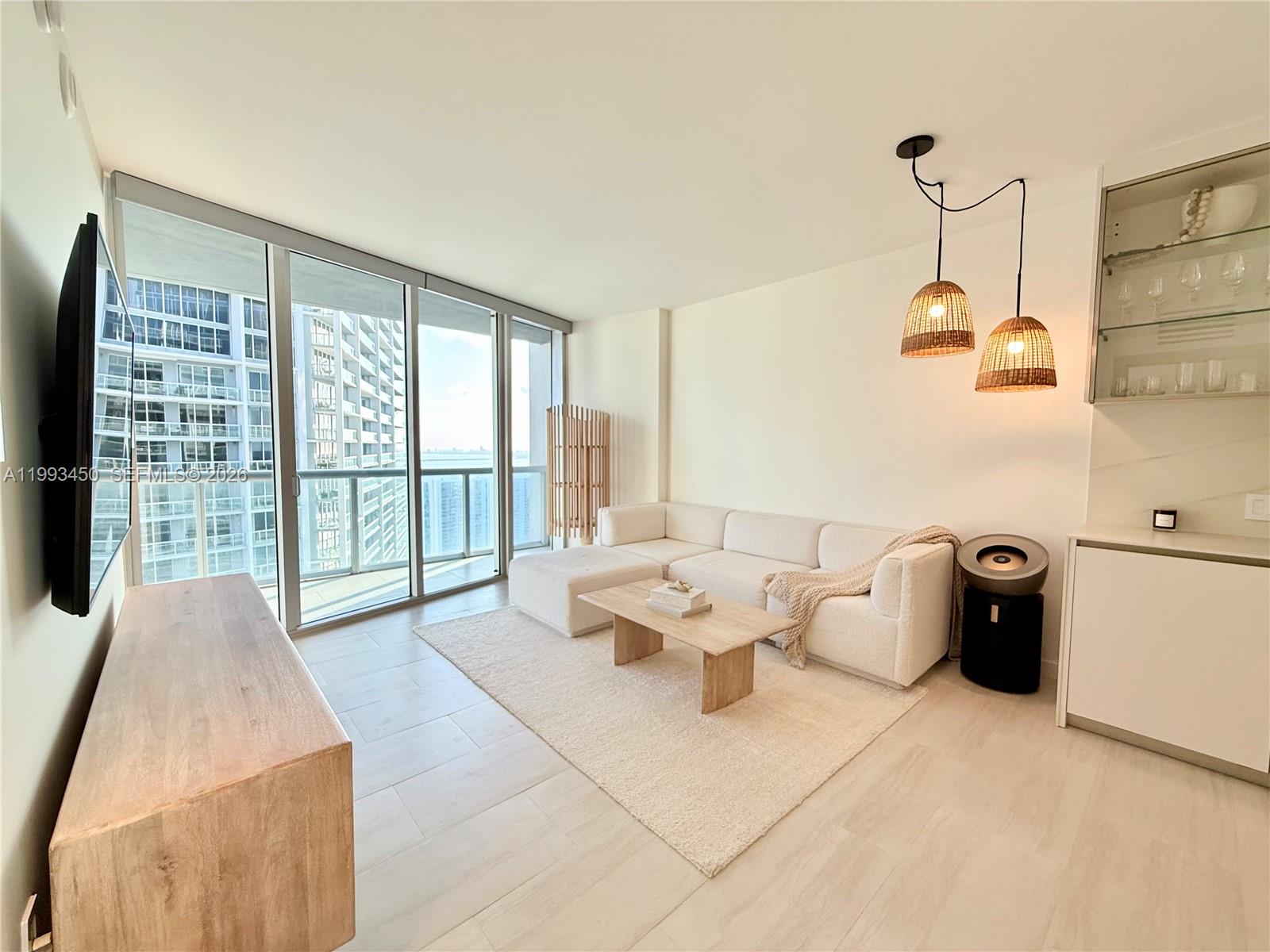 ICON BRICKELL NO TWO - Residential