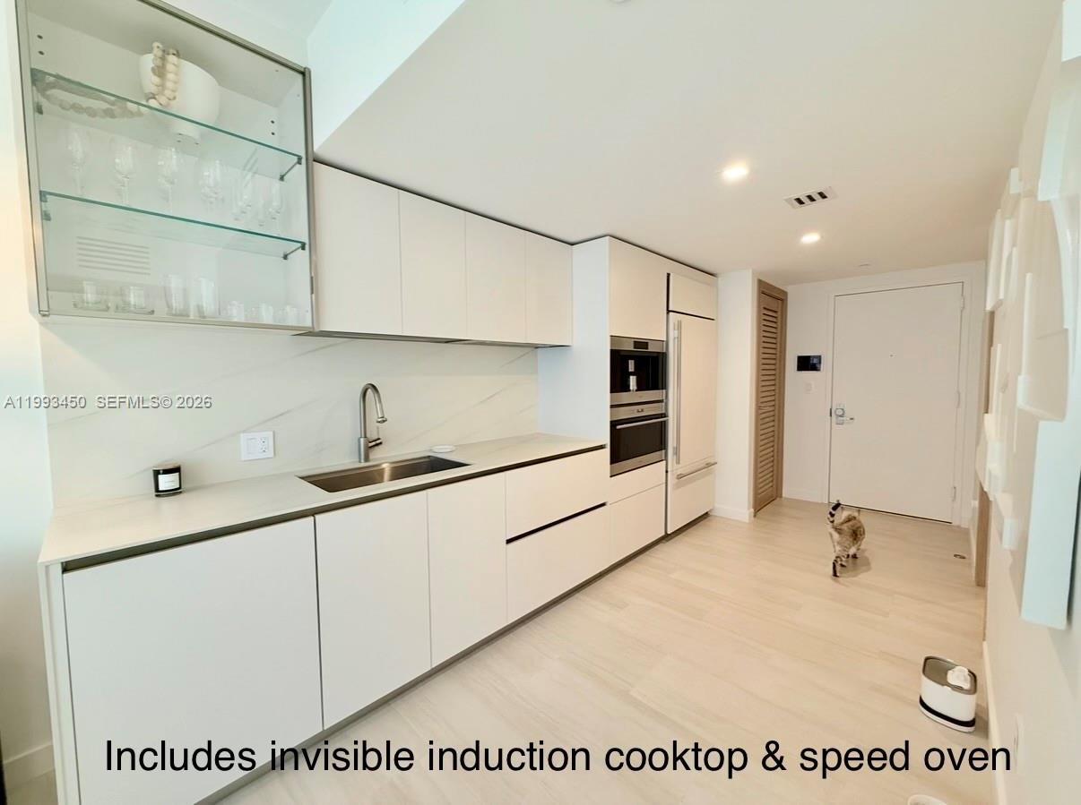 ICON BRICKELL NO TWO - Residential