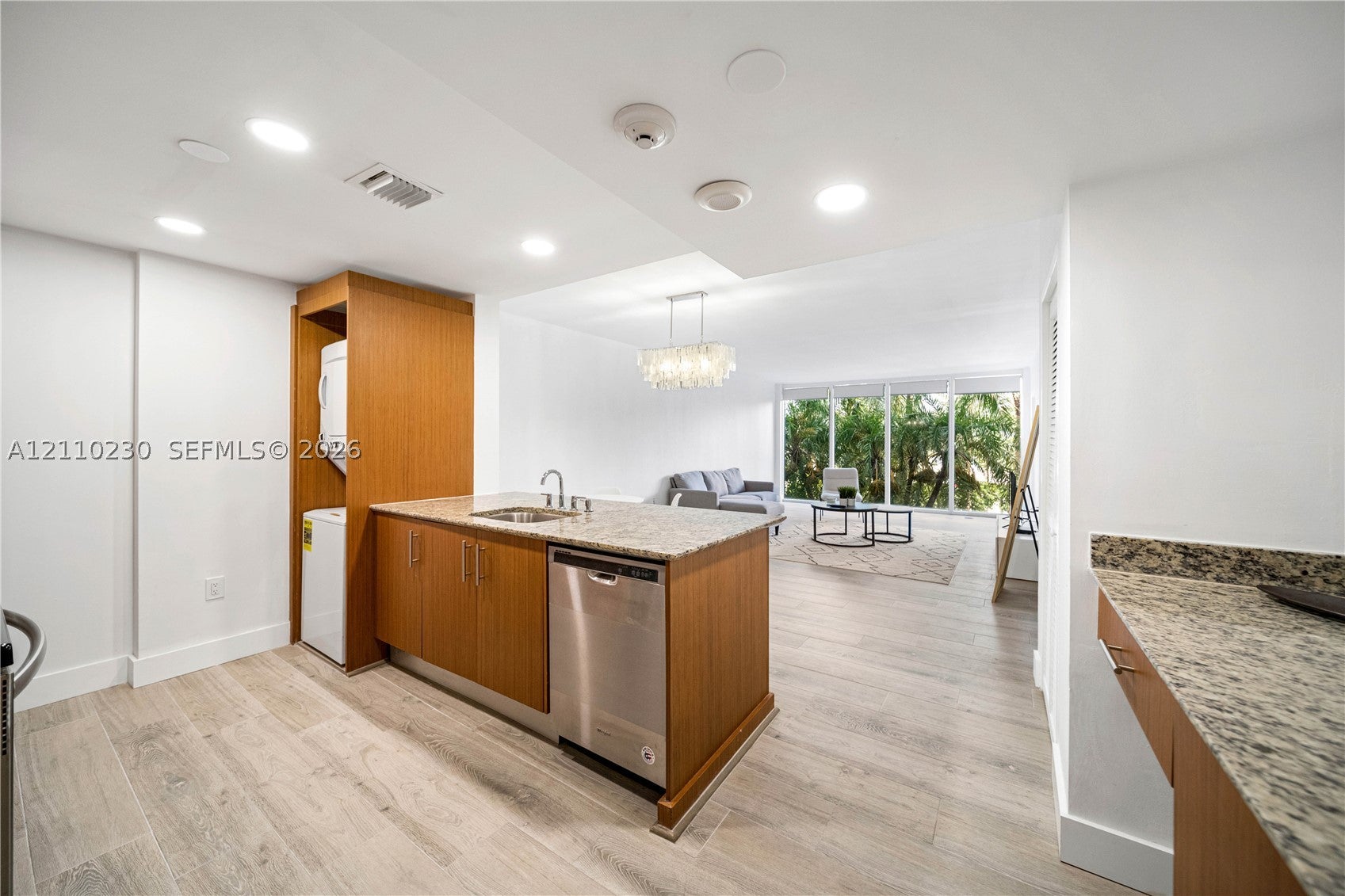10275 Collins Ave 224