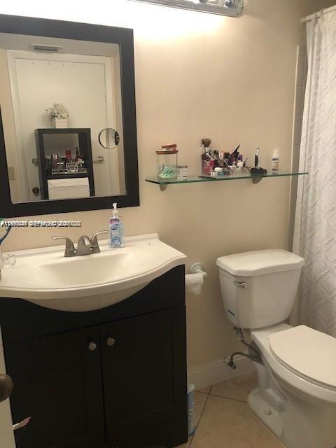 NAPOLI GARDENS AT CORAL S - Residential