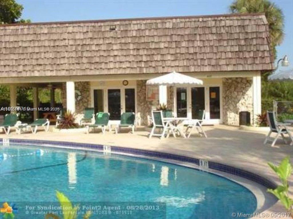 3123 Oakland Shores Dr D211