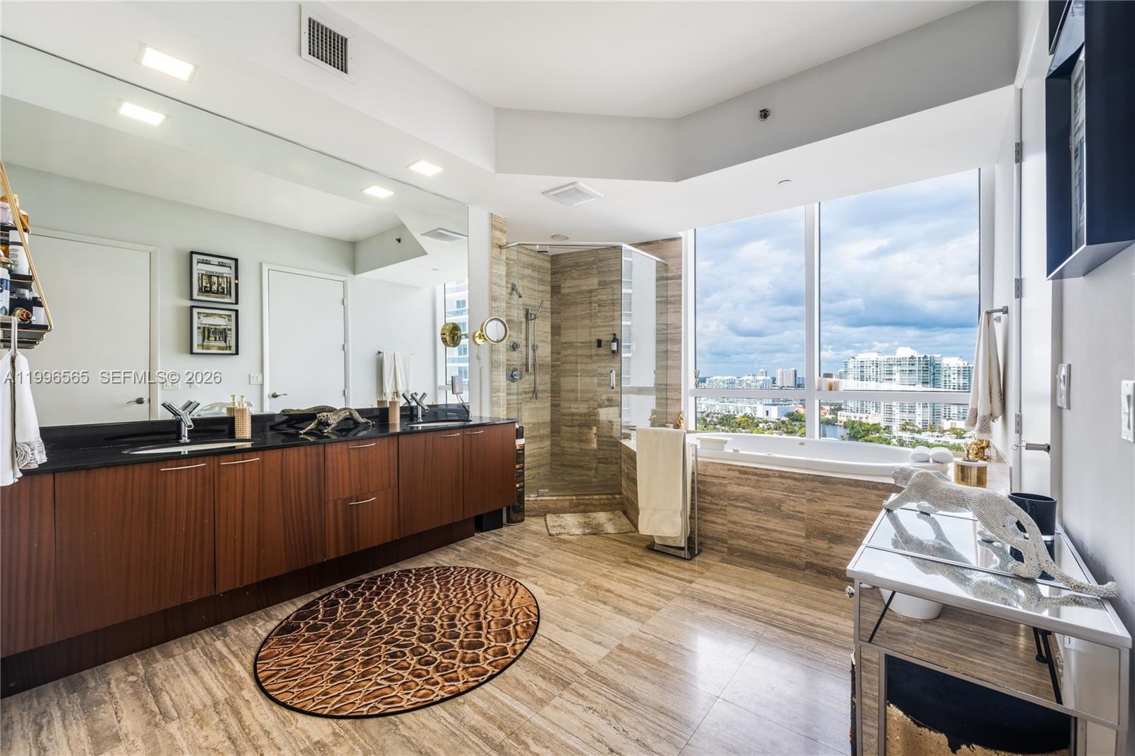 TDR TOWER II CONDO - Residential Lease