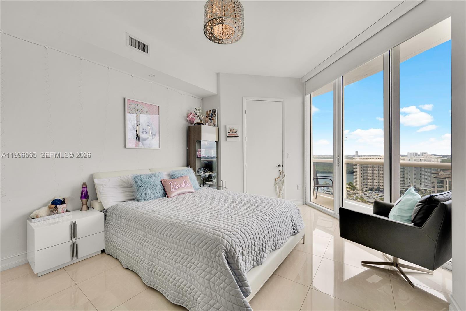 TDR TOWER II CONDO - Residential Lease