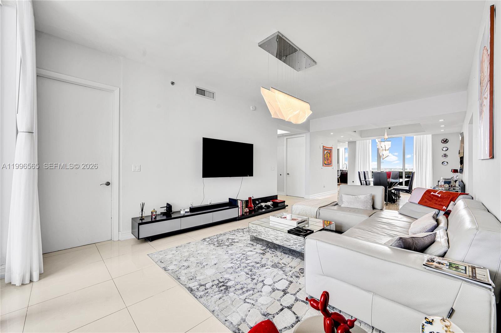 TDR TOWER II CONDO - Residential Lease