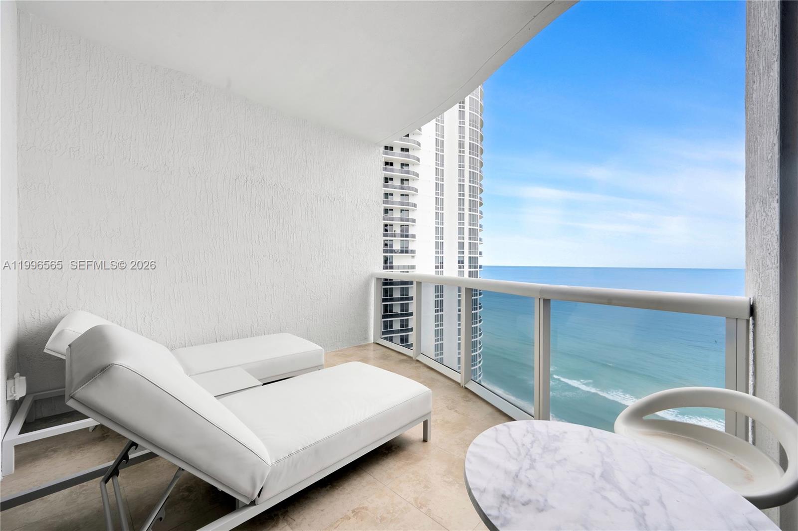 15901 Collins Ave 2104
