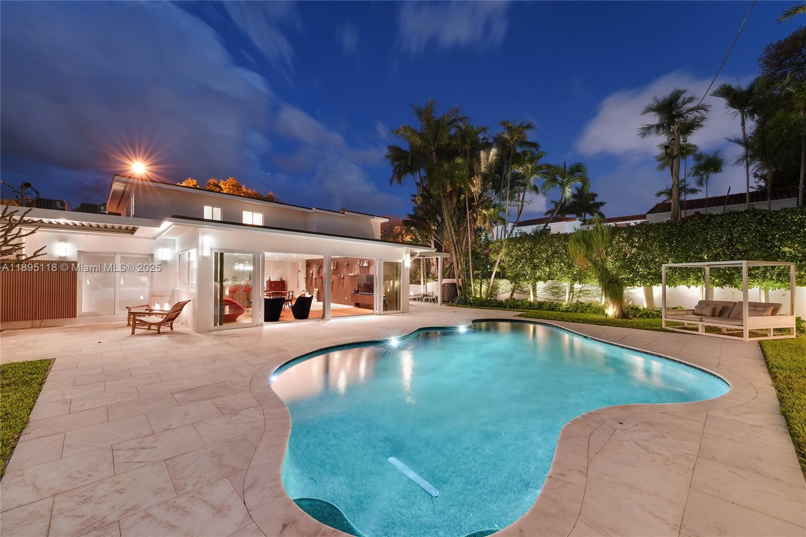 LA GORCE GOLF SUB - Residential