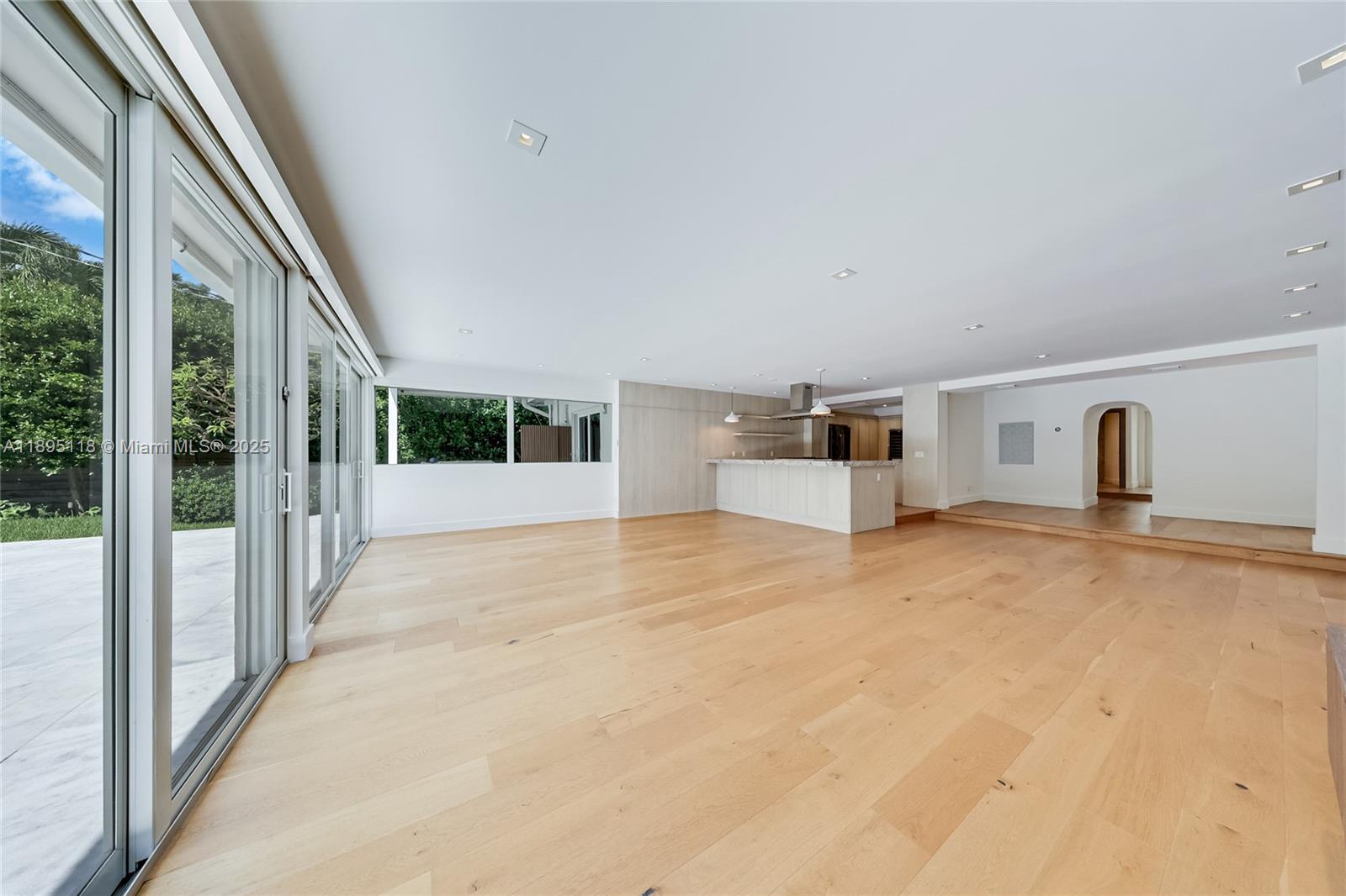 LA GORCE GOLF SUB - Residential