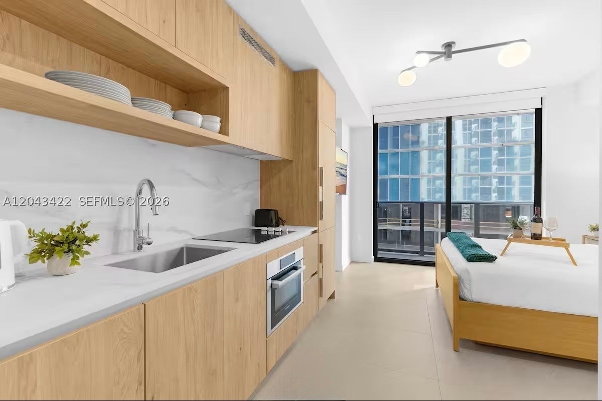 View photos, virtual tours, details... 11 NE 6th St 1606