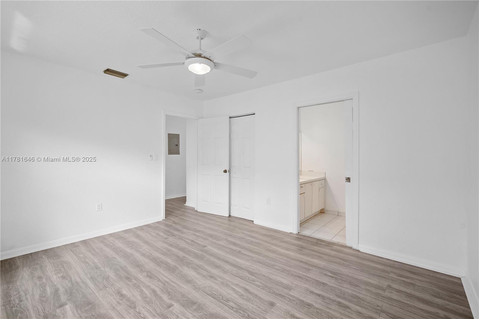 CLOVERLEAF GARDENS DUPLEX - Residential