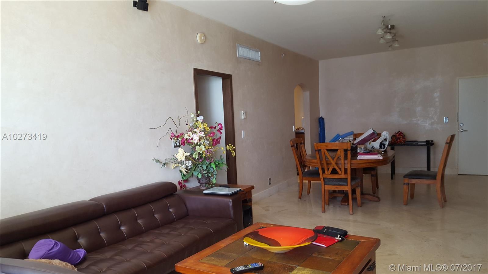 Residences On Hollywood B - Residential Lease