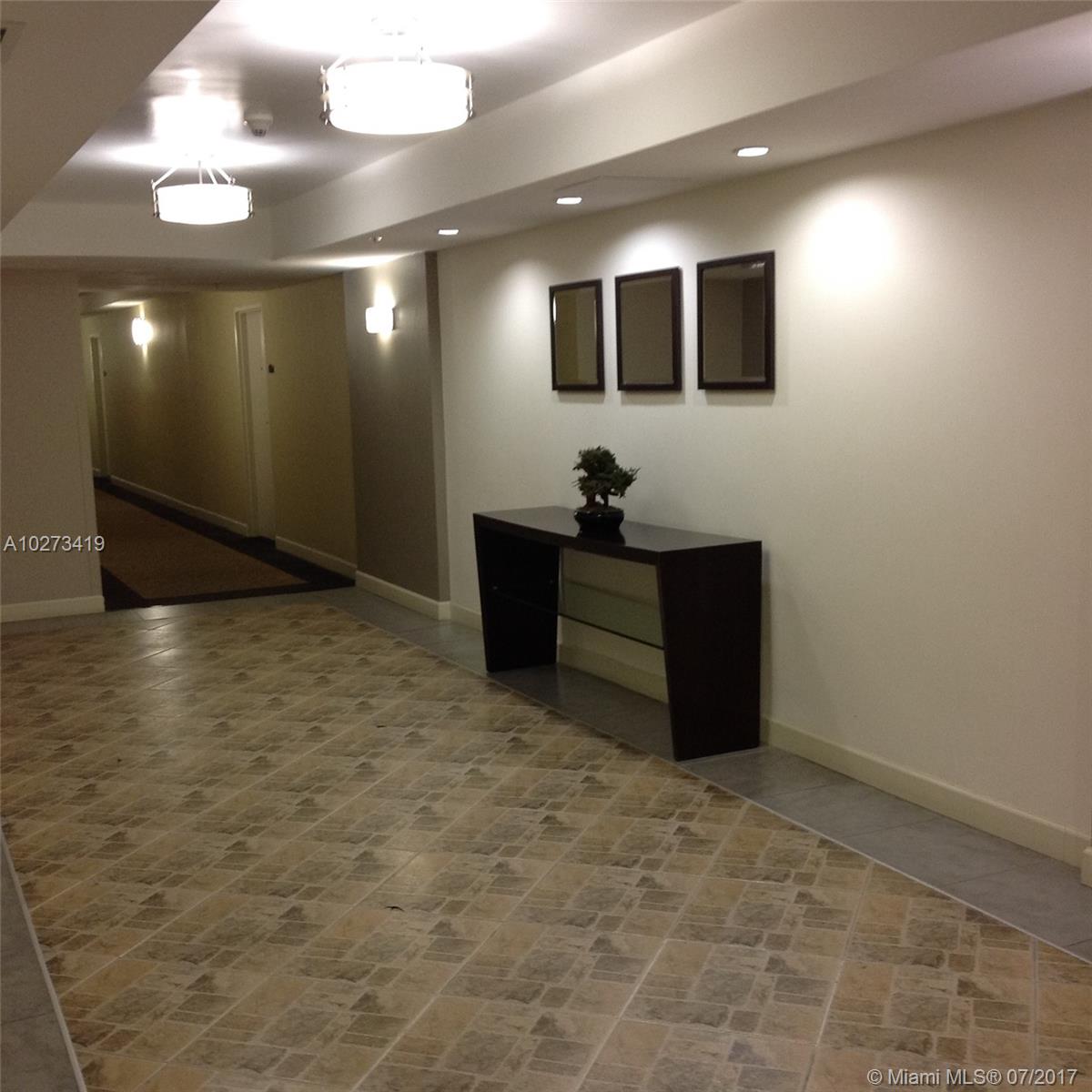 Residences On Hollywood B - Residential Lease