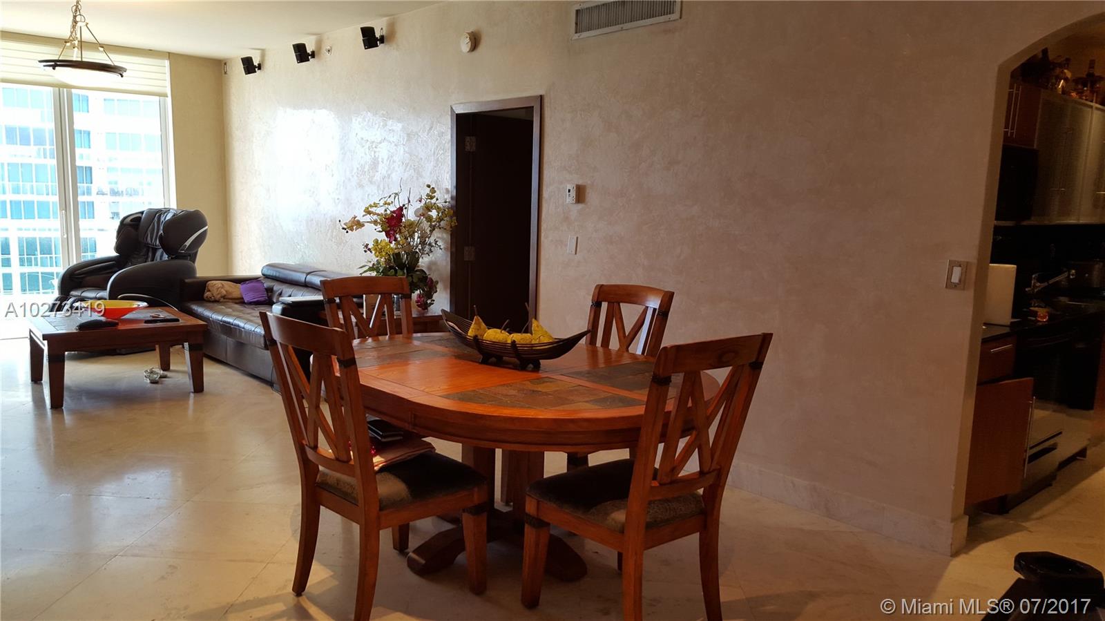 Residences On Hollywood B - Residential Lease