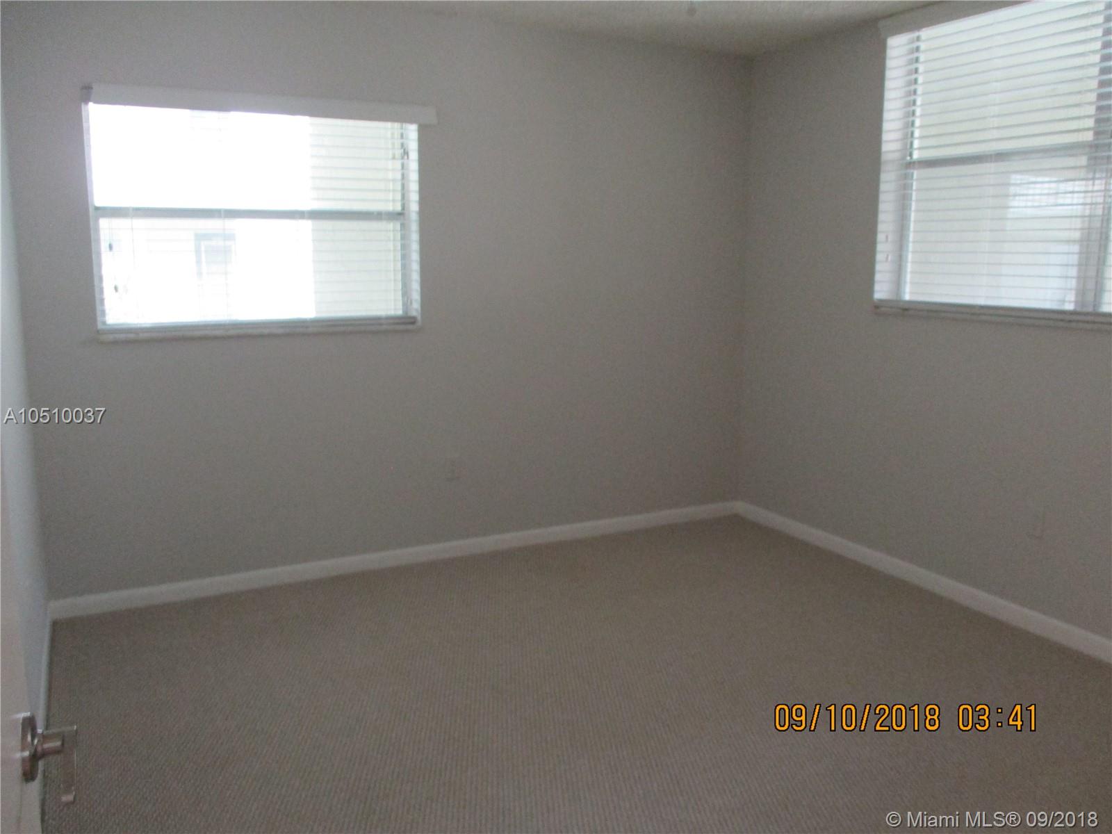 COURTYARDS OF BROWARD CON - Residential Lease