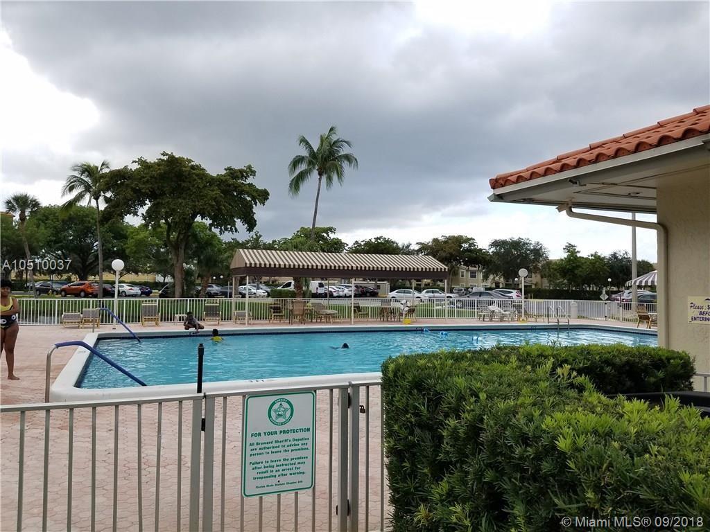 COURTYARDS OF BROWARD CON - Residential Lease