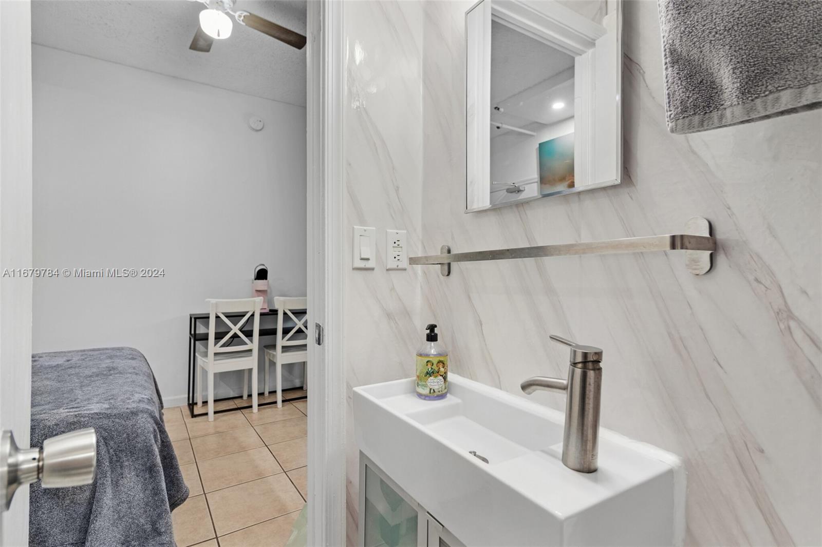 OCEAN WALK ON SOUTH BEACH - Residential