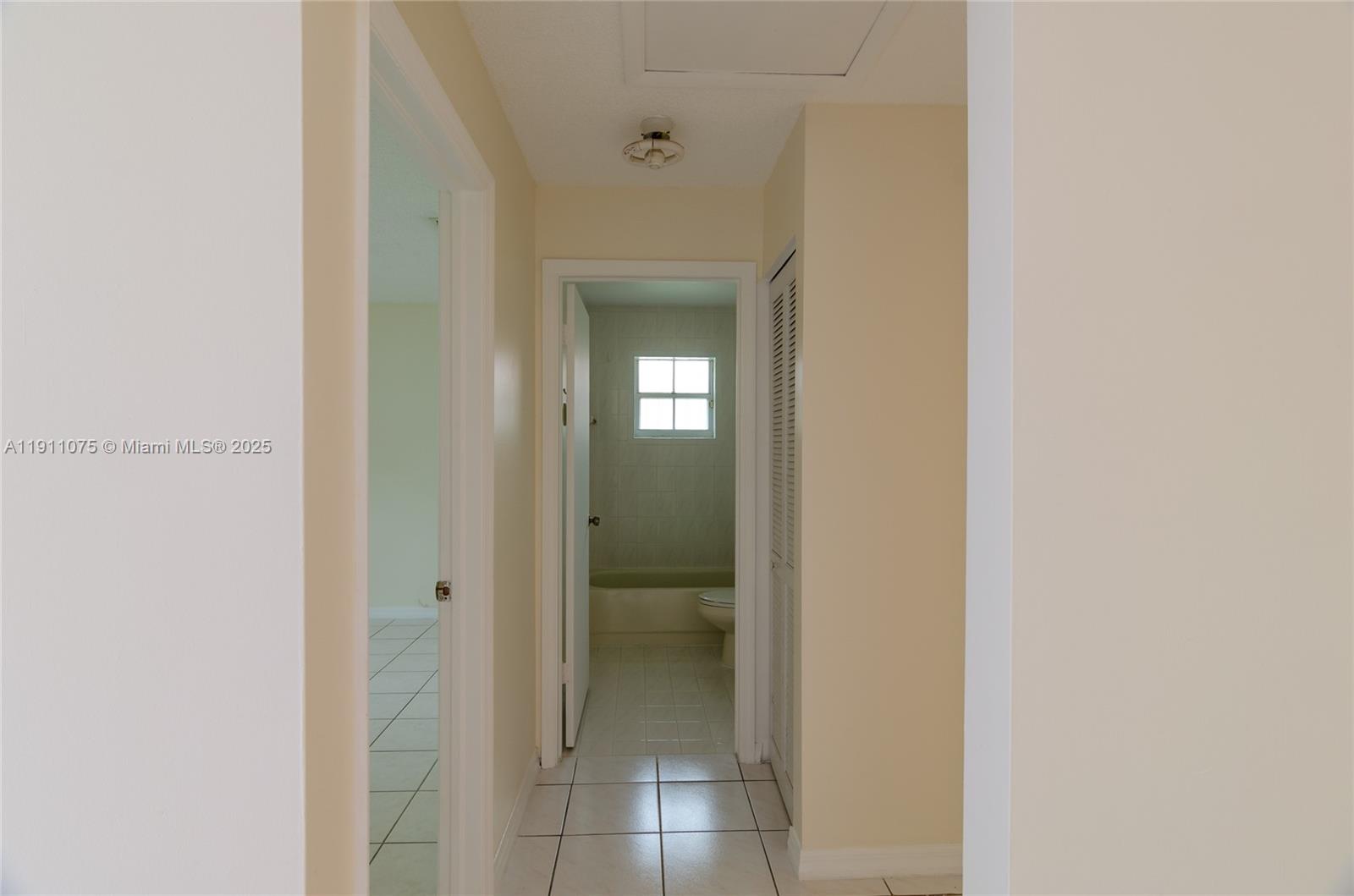 POMELO PARK - Residential Lease