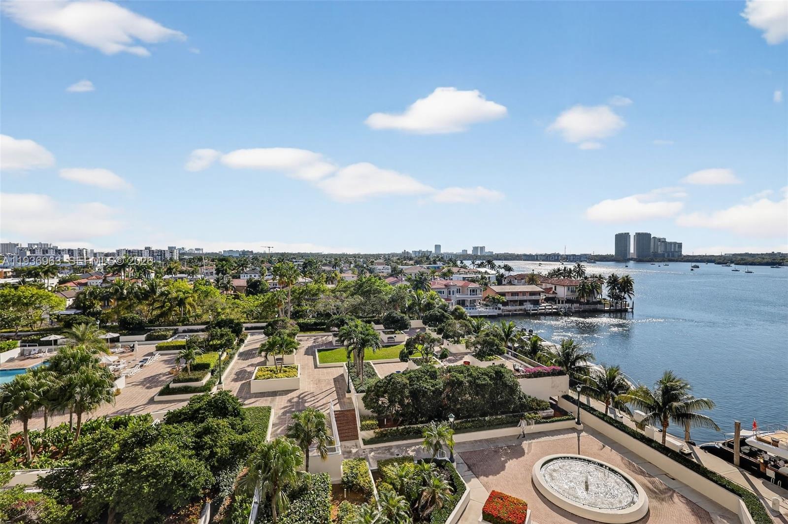 1000 ISL BLVD WILLIAMS IS - Residential