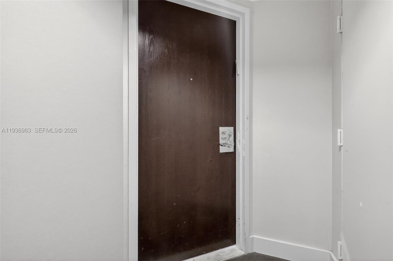 1000 ISL BLVD WILLIAMS IS - Residential