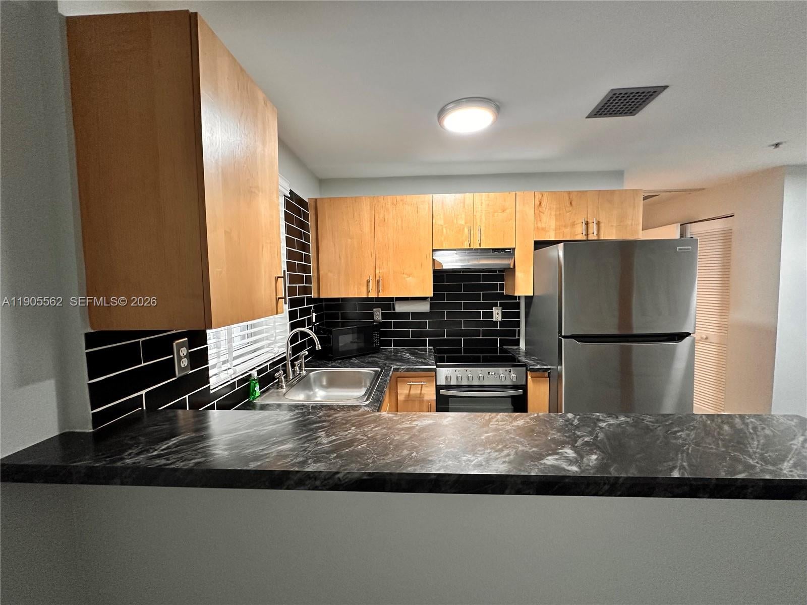 1542 Drexel Ave 107