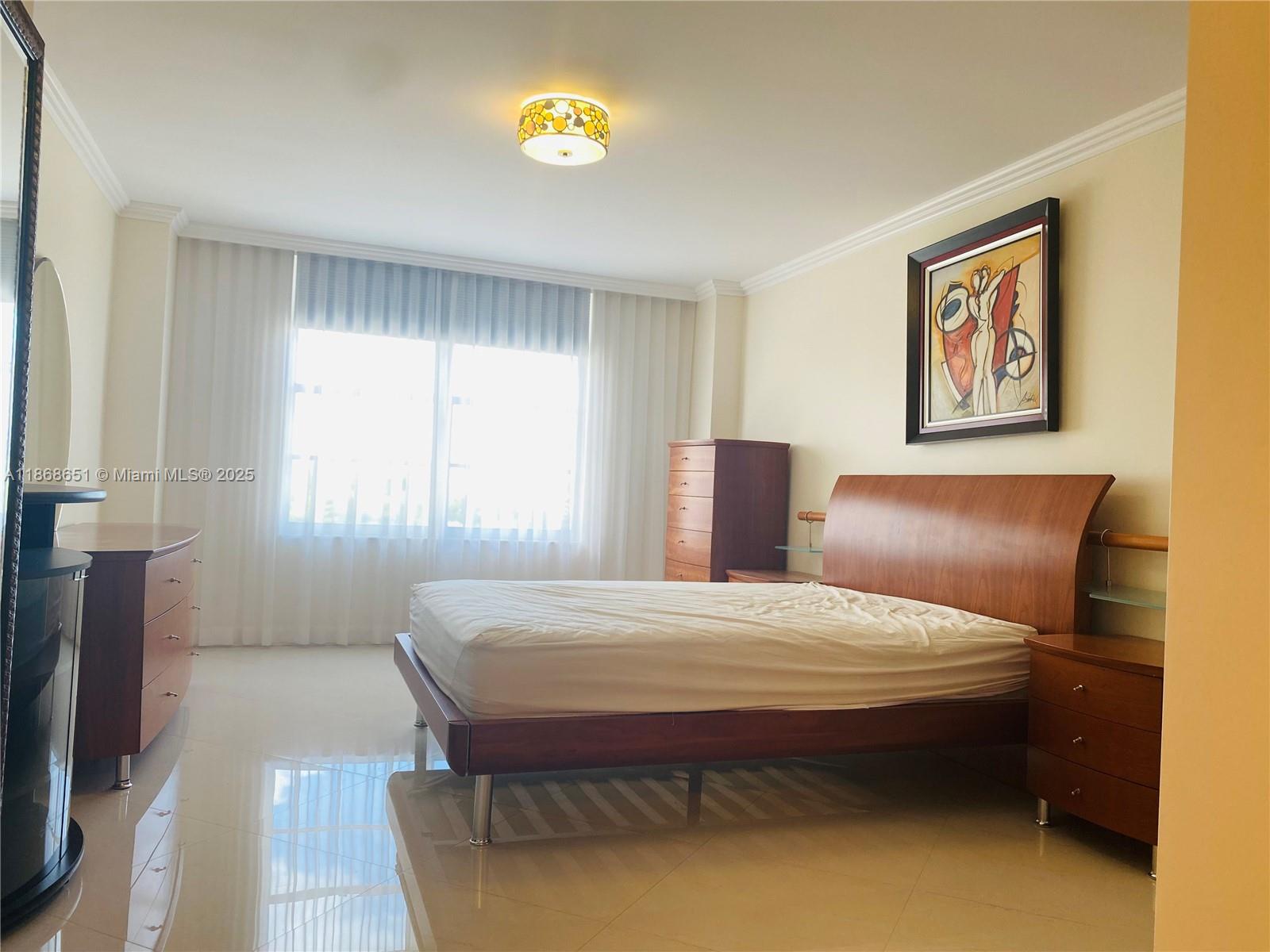 WINSTON TOWER 300 CONDO - Residential Lease