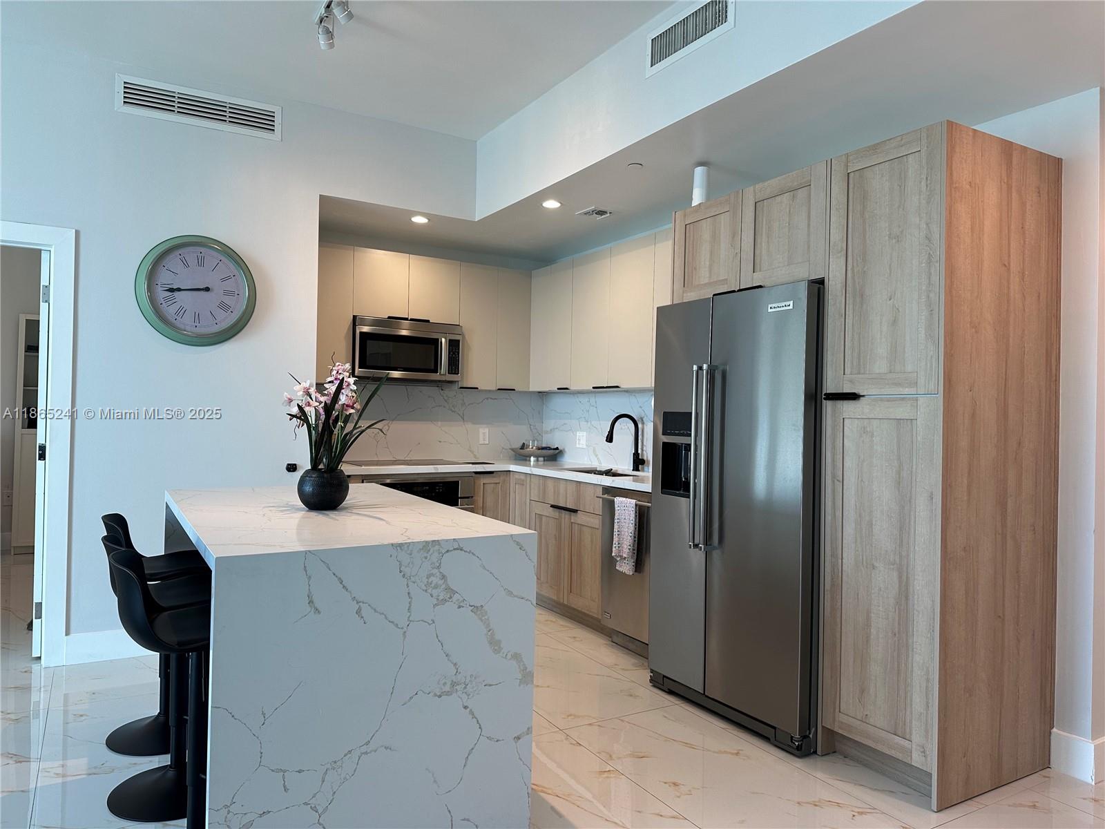 950 Brickell Bay Dr 5106