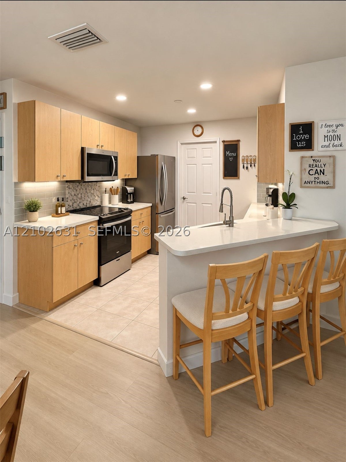 14381 Amapola Cir