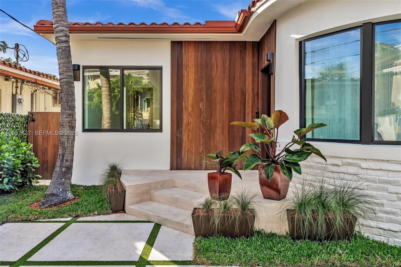 ALTOS DEL MAR NO 6 - Residential