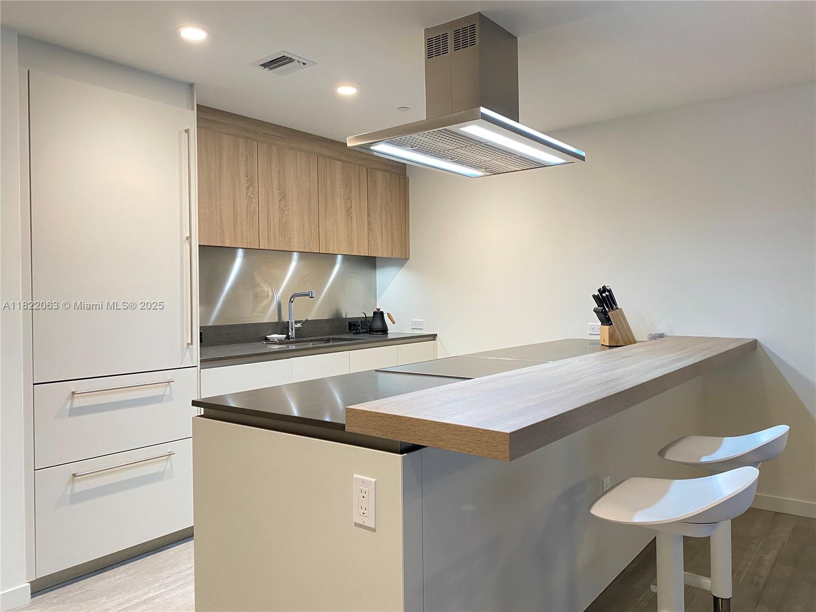 1000 Brickell Plaza 3807