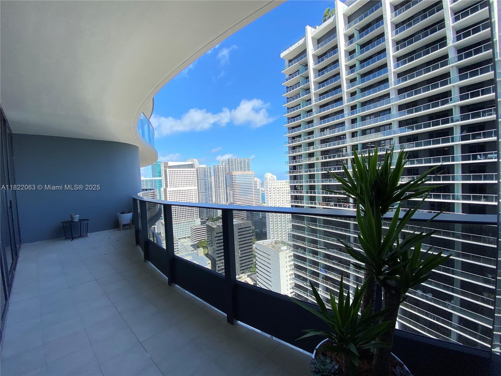 1000 Brickell Plaza 3807