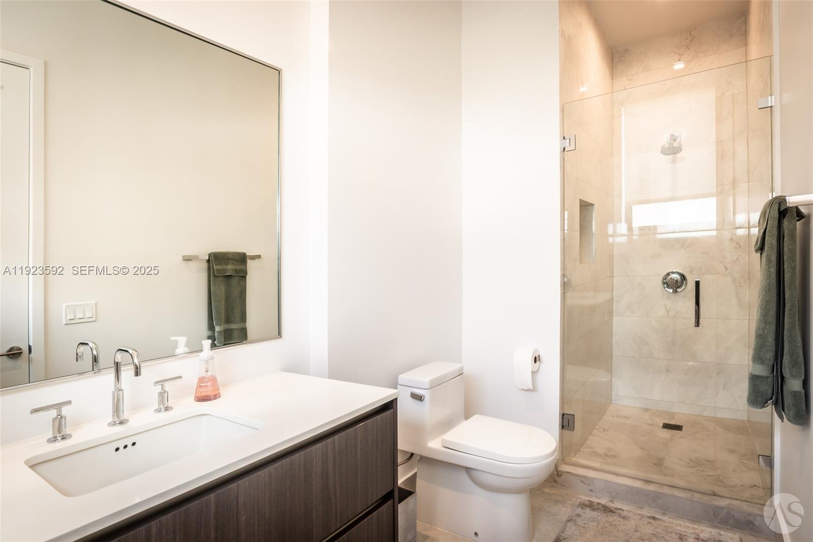 GIRALDA PLACE CONDO - Residential Lease