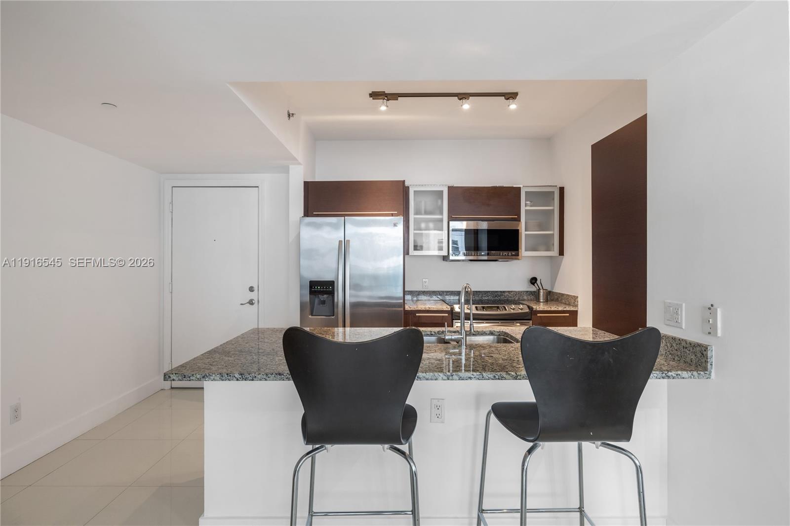 950 Brickell Bay Dr 1404