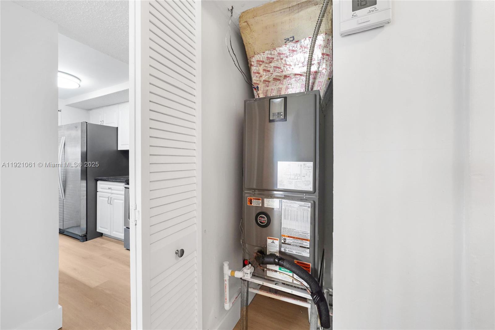 PEMBROKE LAKES SECTION SE - Residential